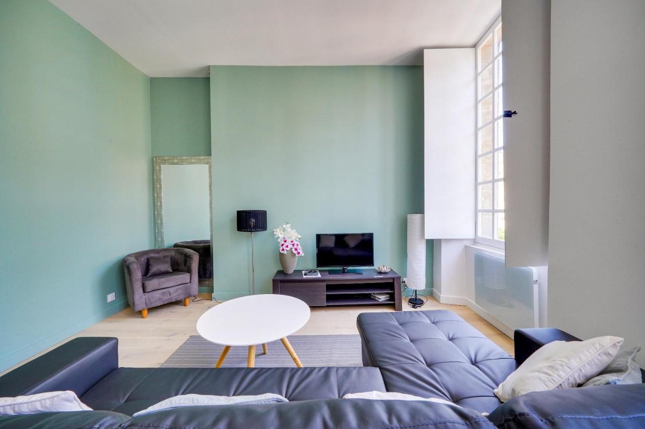 Nice Apartment For 2 In Historical Center Бордо Екстериор снимка