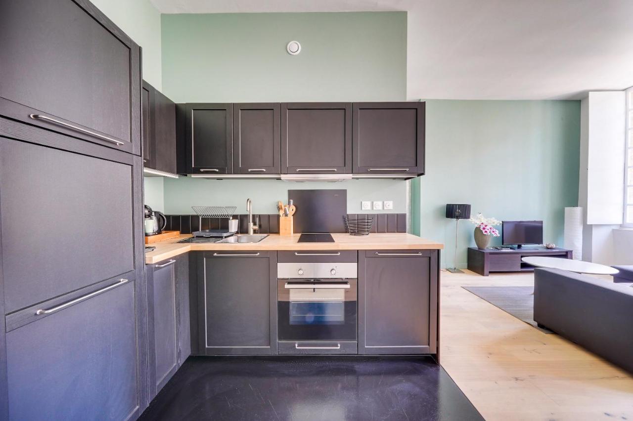 Nice Apartment For 2 In Historical Center Бордо Екстериор снимка